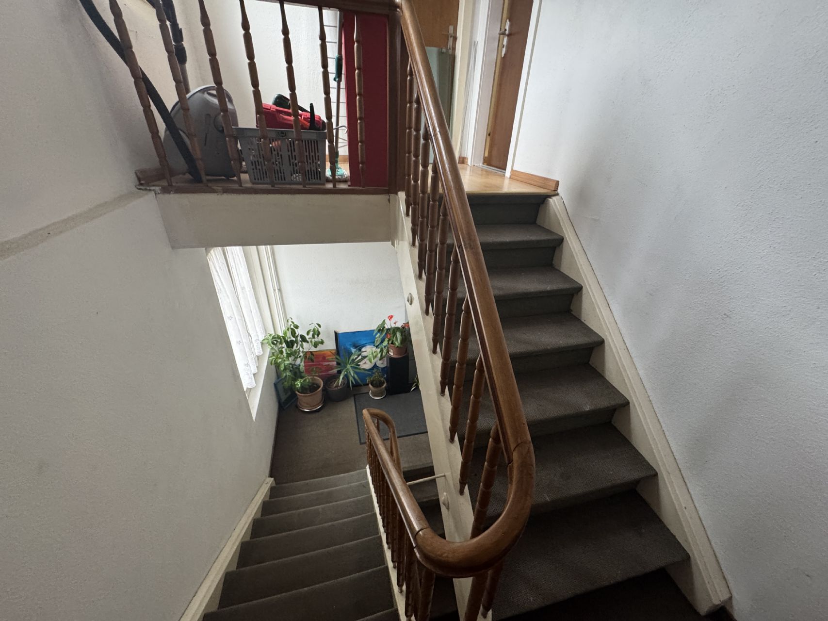 Mehrfamilienhaus mit 3 Einheiten zu verkaufen