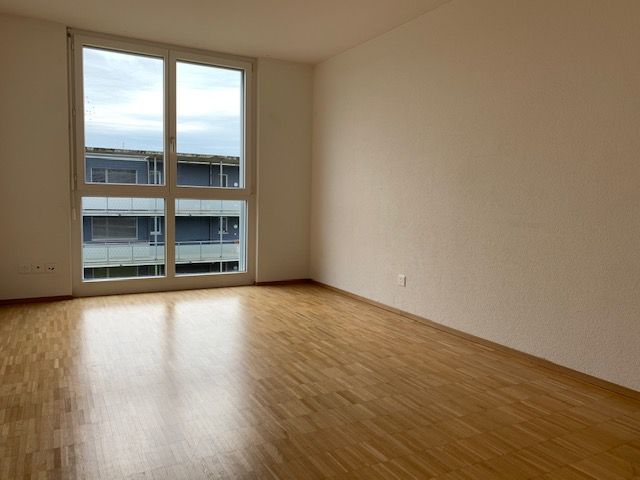 Grosszügig Wohnen in ruhigem Quartier!