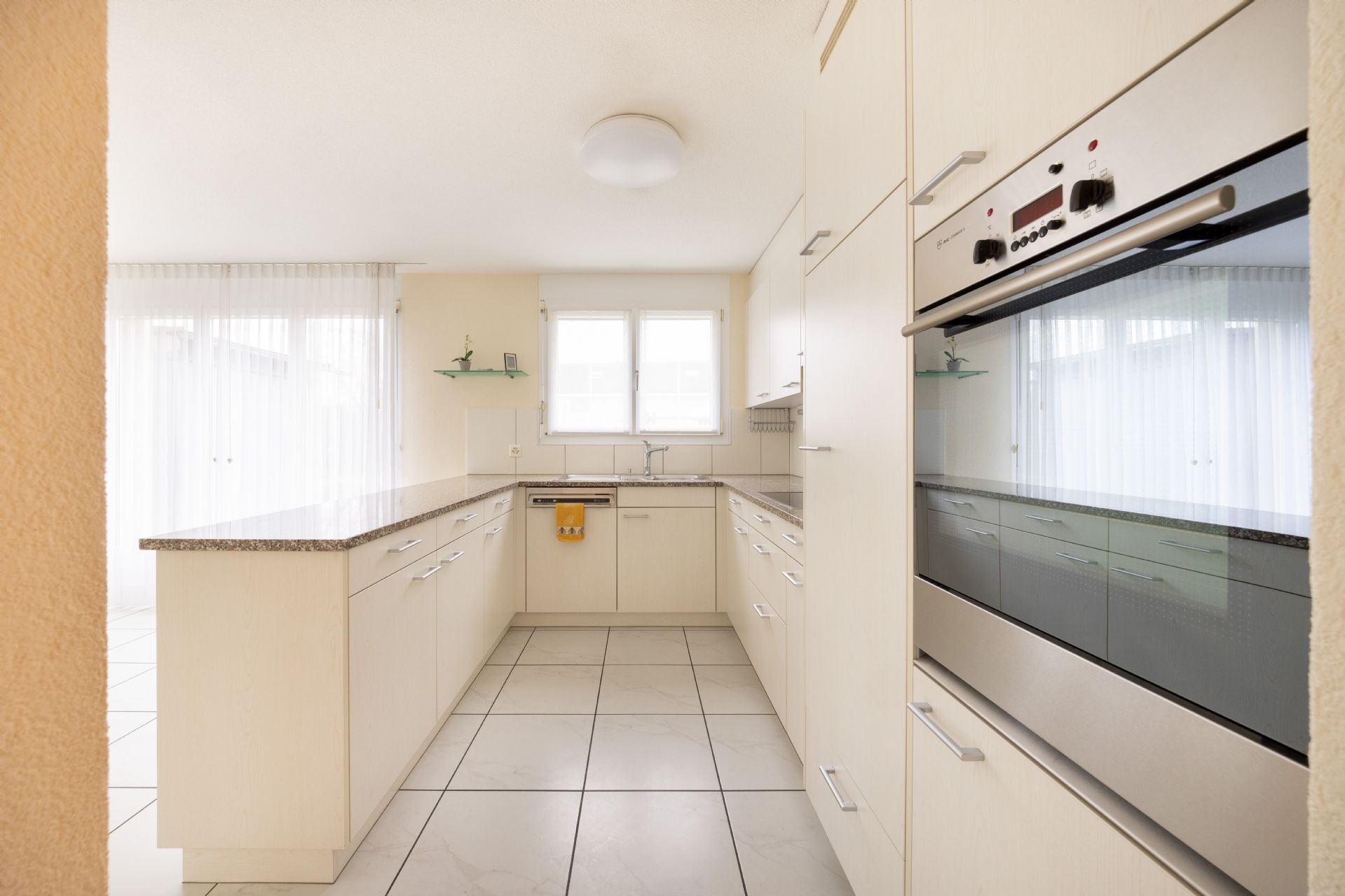 4.5-Zimmer-Gartenwohnung mit vielen Extras zu verkaufen
