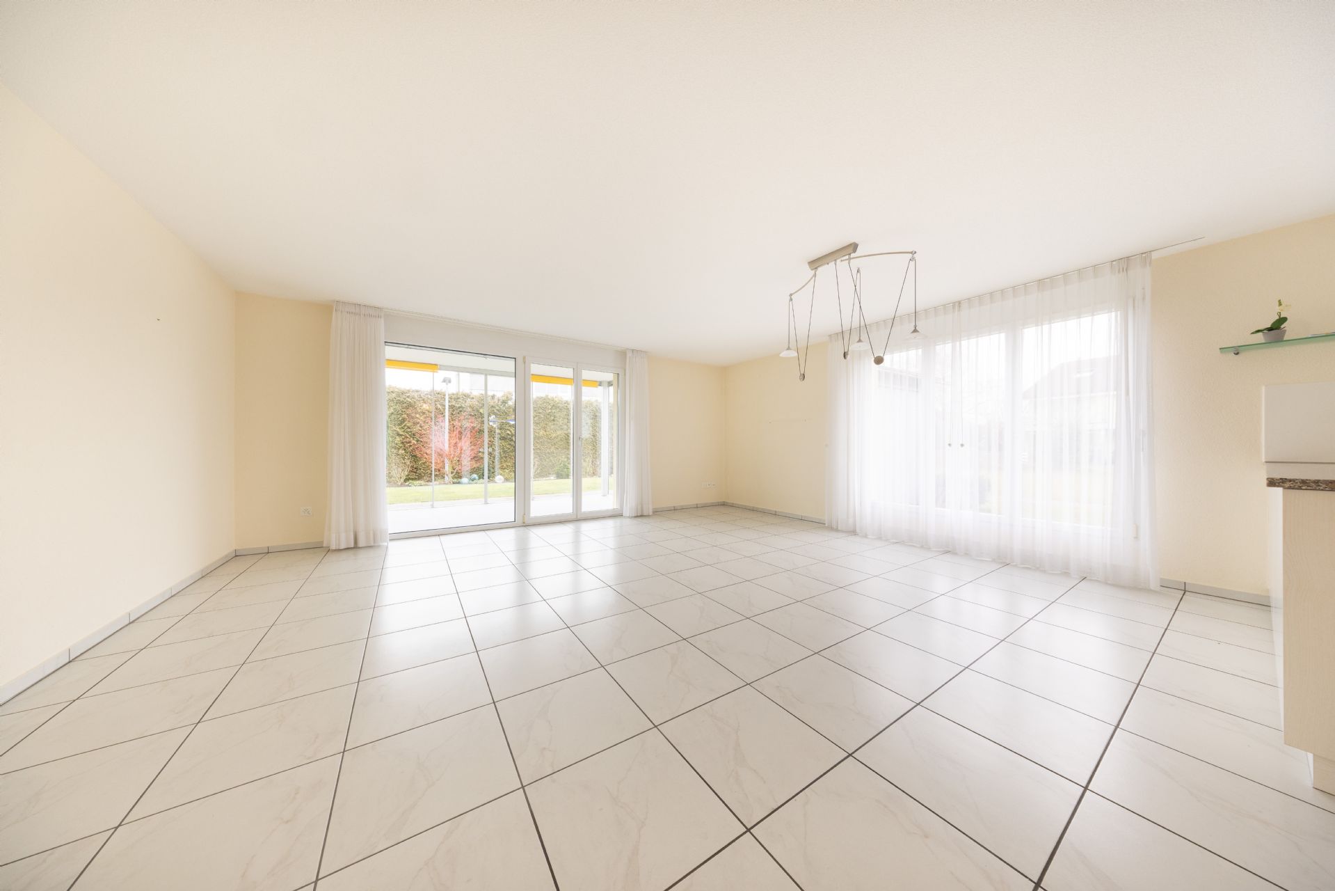 4.5-Zimmer-Gartenwohnung mit vielen Extras zu verkaufen
