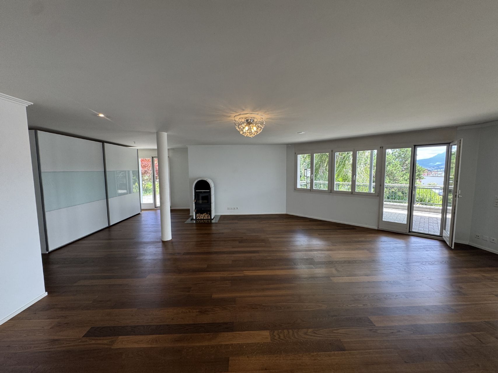 3.5-Zimmer-Gartenwohnung mit Seesicht