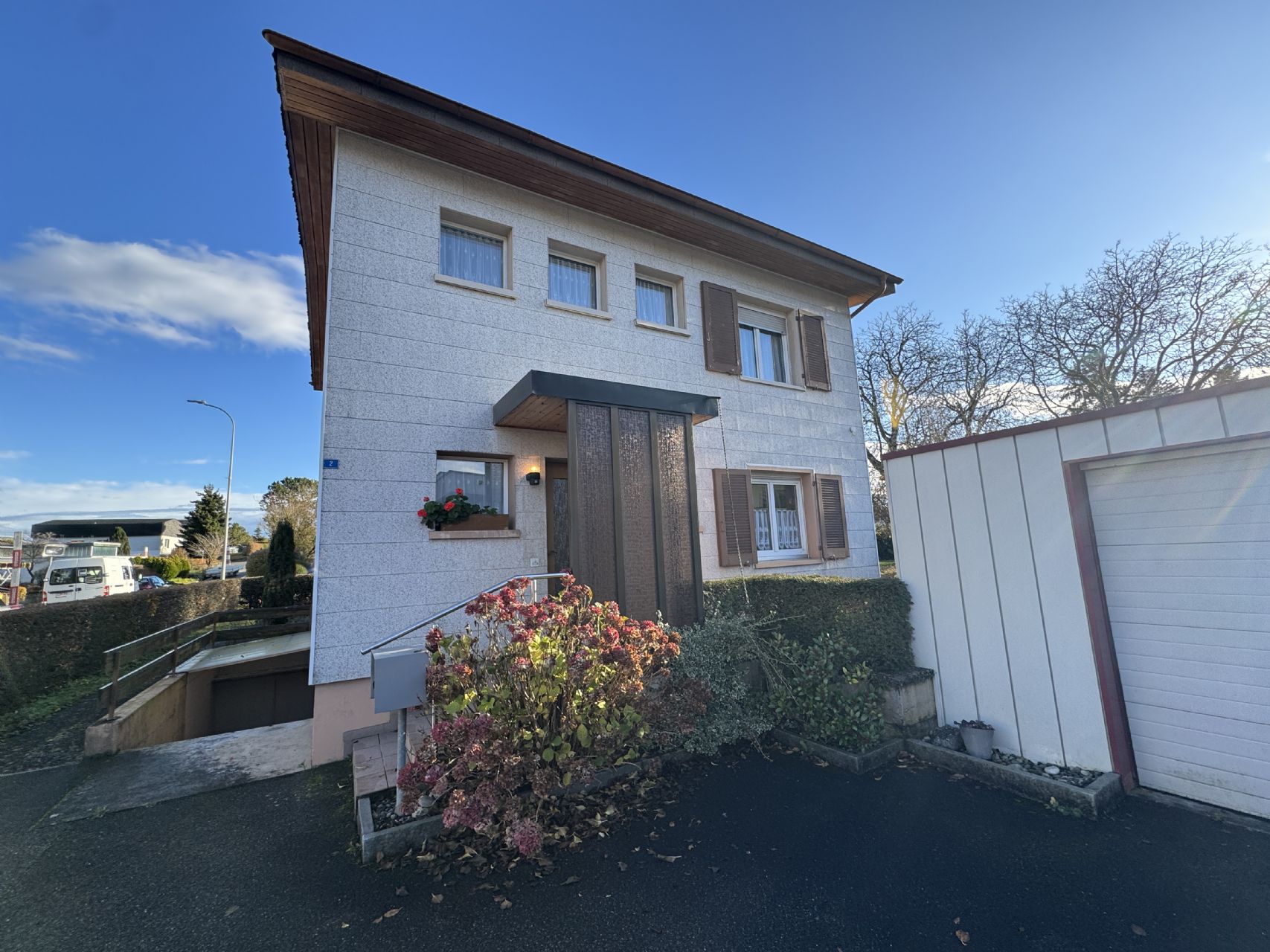 Gepflegtes Einfamilienhaus an bester Lage – ideal für Paare & kleine Familien