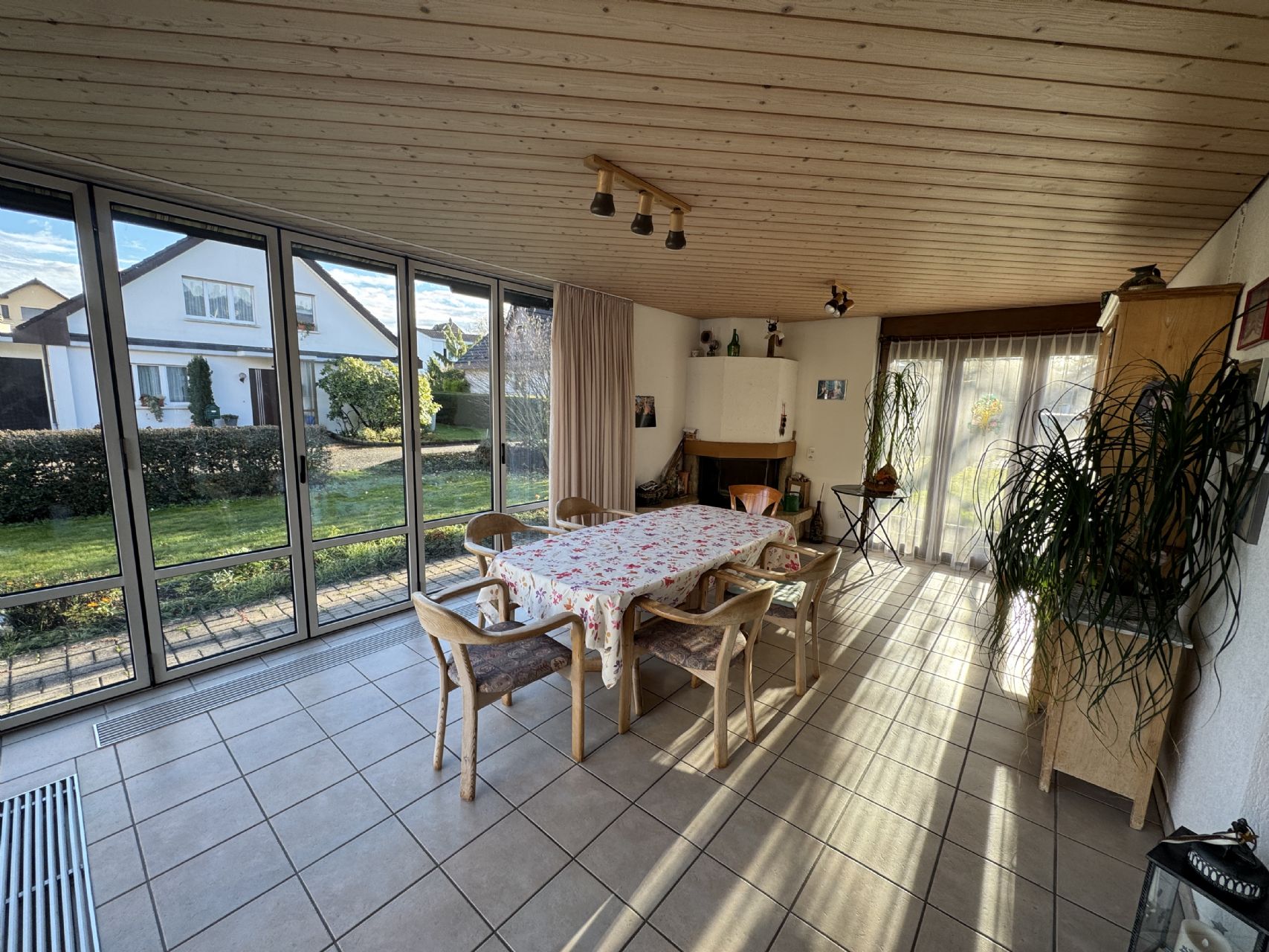 Gepflegtes Einfamilienhaus an bester Lage – ideal für Paare & kleine Familien