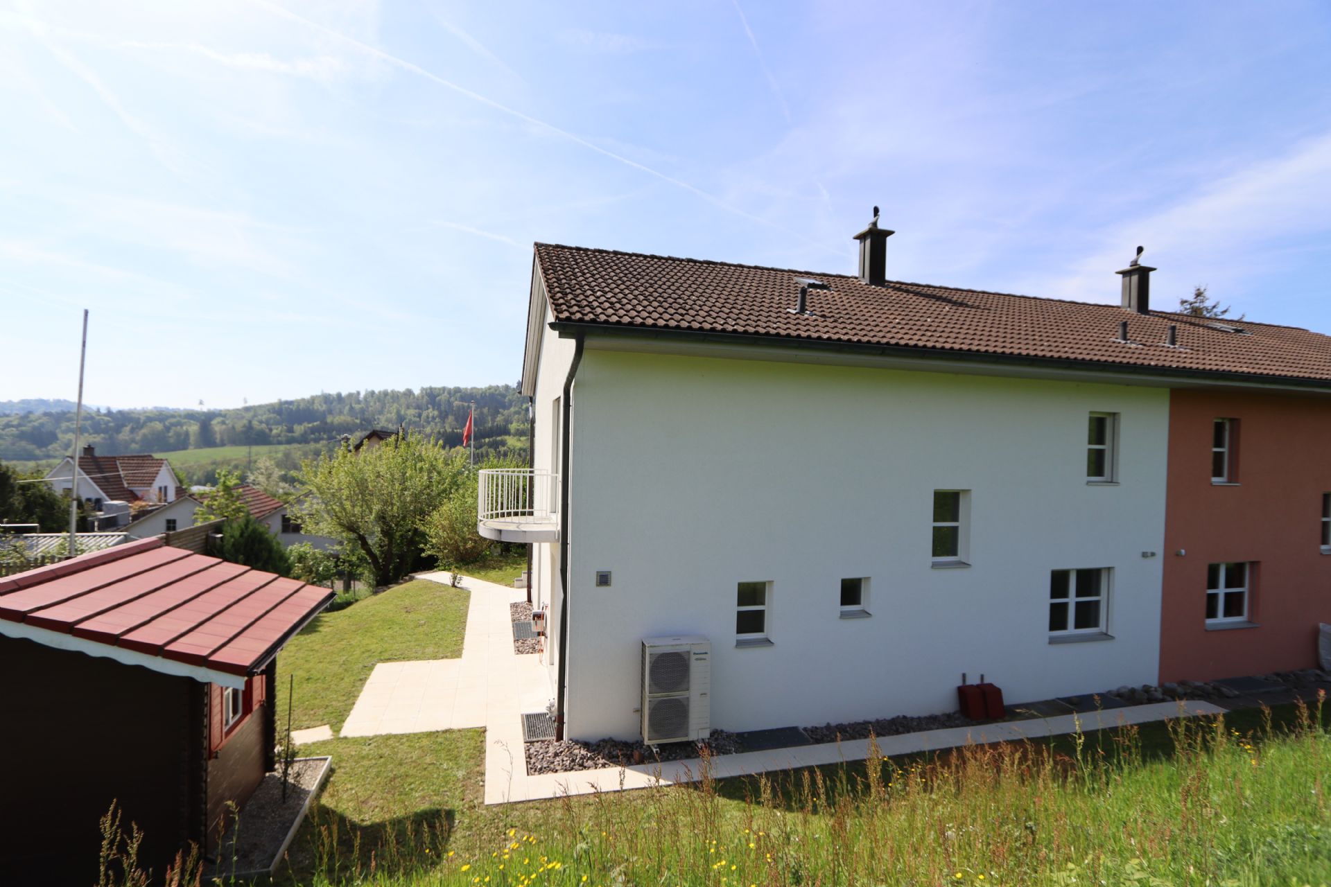 7-Zimmer-Einfamilienhaus in grüner Umgebung zu verkaufen