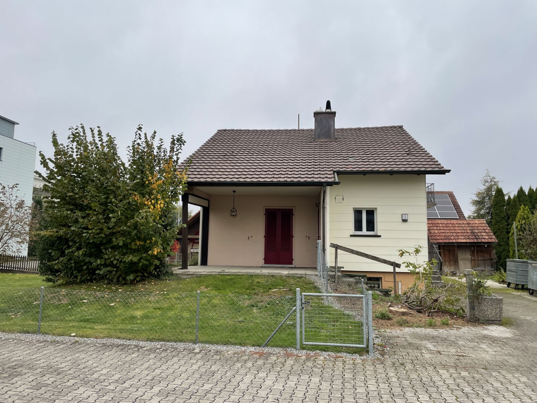 Freistehendes Einfamilienhaus zu verkaufen