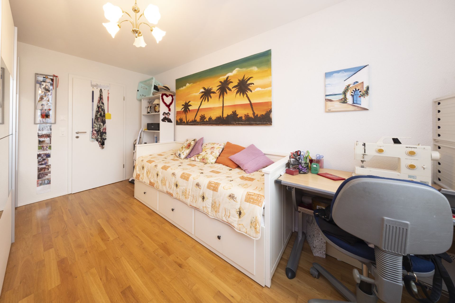 Moderne 3.5-Zimmer-Wohnung mit Sitzplatz und eigenem Garten