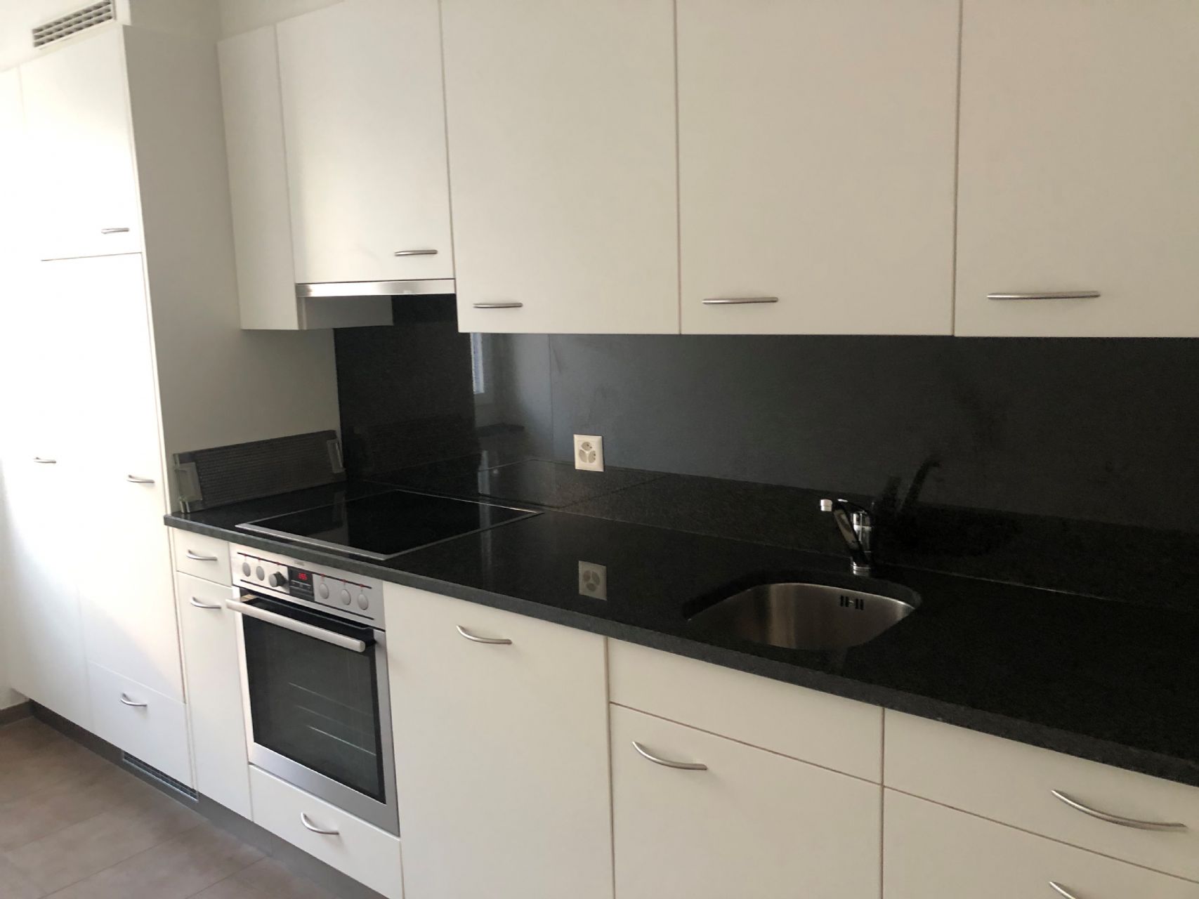 Ideale Pendler-Wohnung! An Top-Lage,  Nähe Stadtzentrum, Einkauf und ÖV.