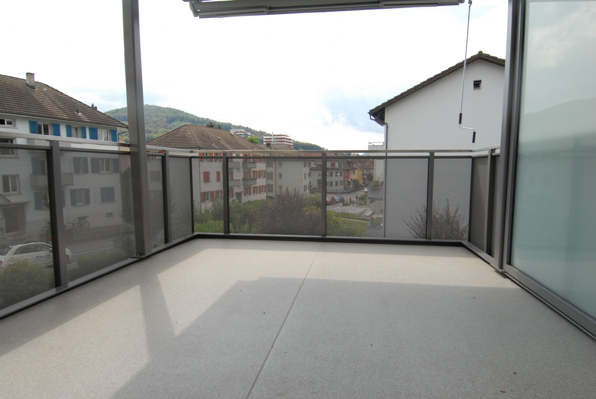 Wohnen an schöner Lage, mit grossem Balkon!