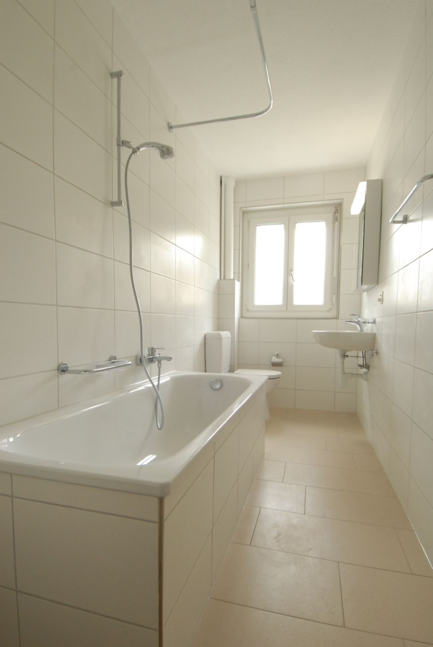 Wohnen an schöner Lage, mit grossem Balkon!