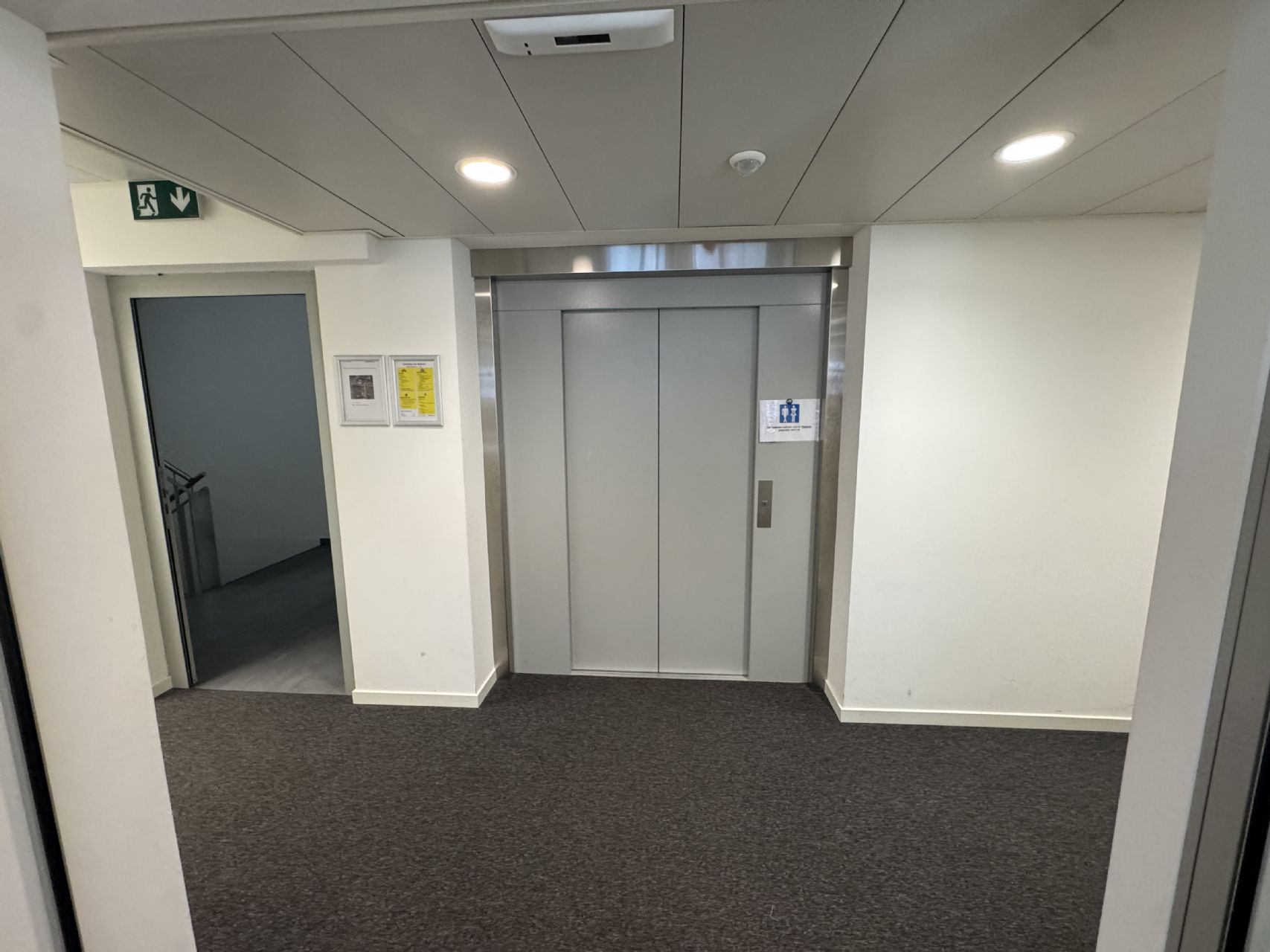 Bürofläche im 2. OG mit 156m2 mit grosser Dachterrasse