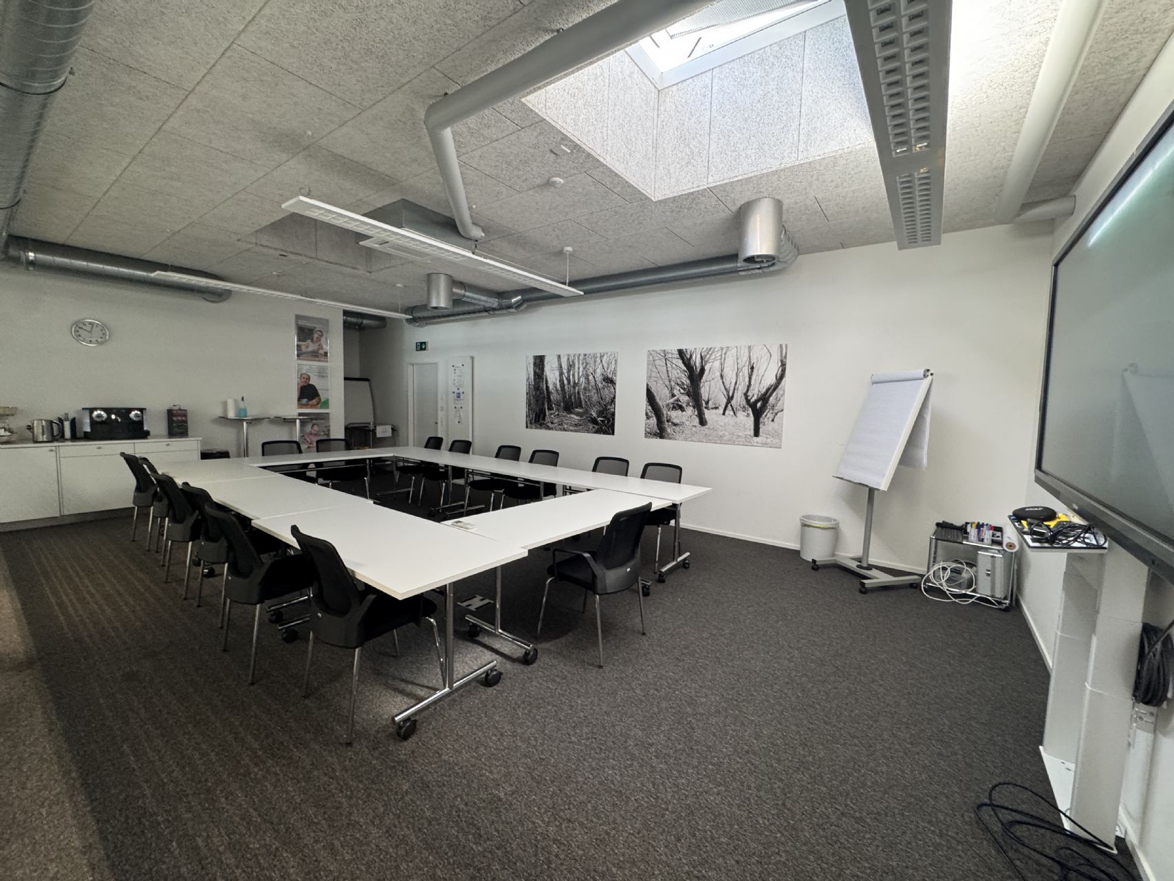 Bürofläche im 2. OG mit 156m2 mit grosser Dachterrasse