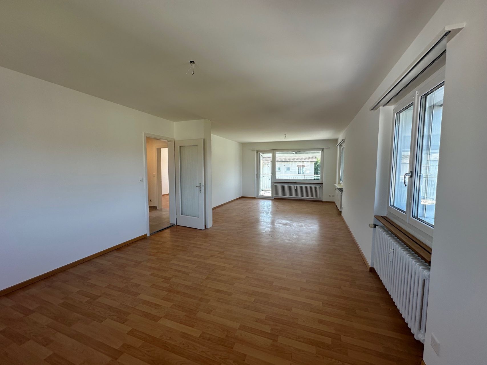 Teilsanierte 3.5-Zimmerwohnung zu vermieten an ruhiger und bevorzugter Lage!