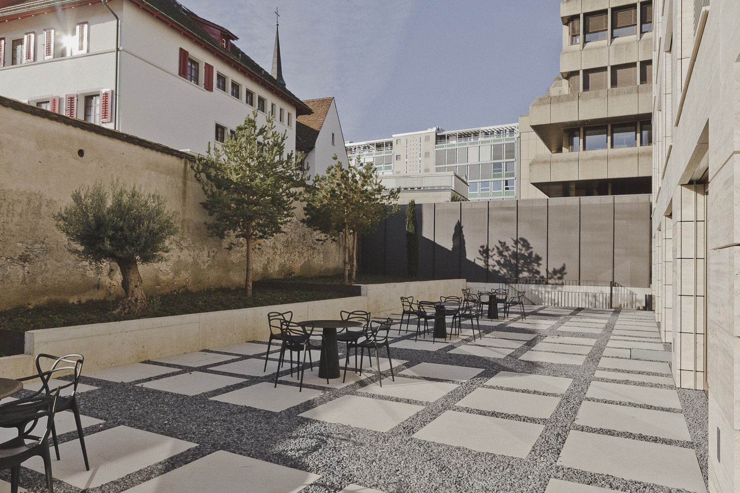 Bürofläche im 2. Obergeschoss Ost mit Gartenterrasse und Kühlanlage