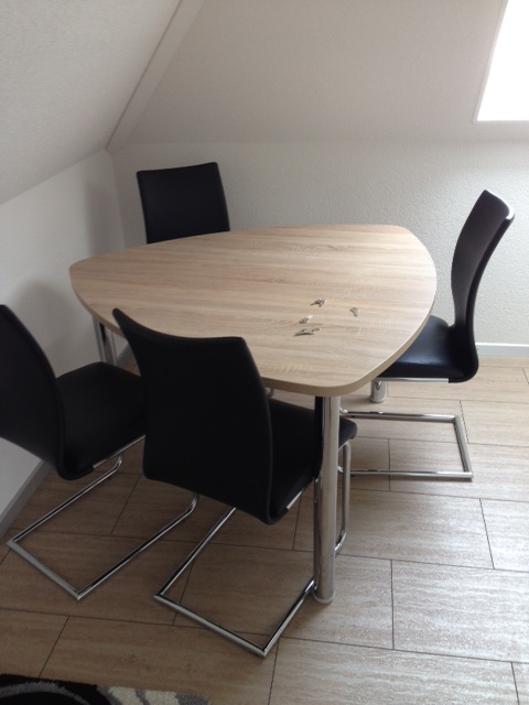 Perfekte Wohnung für Pendler und Studenten! Möbliert!