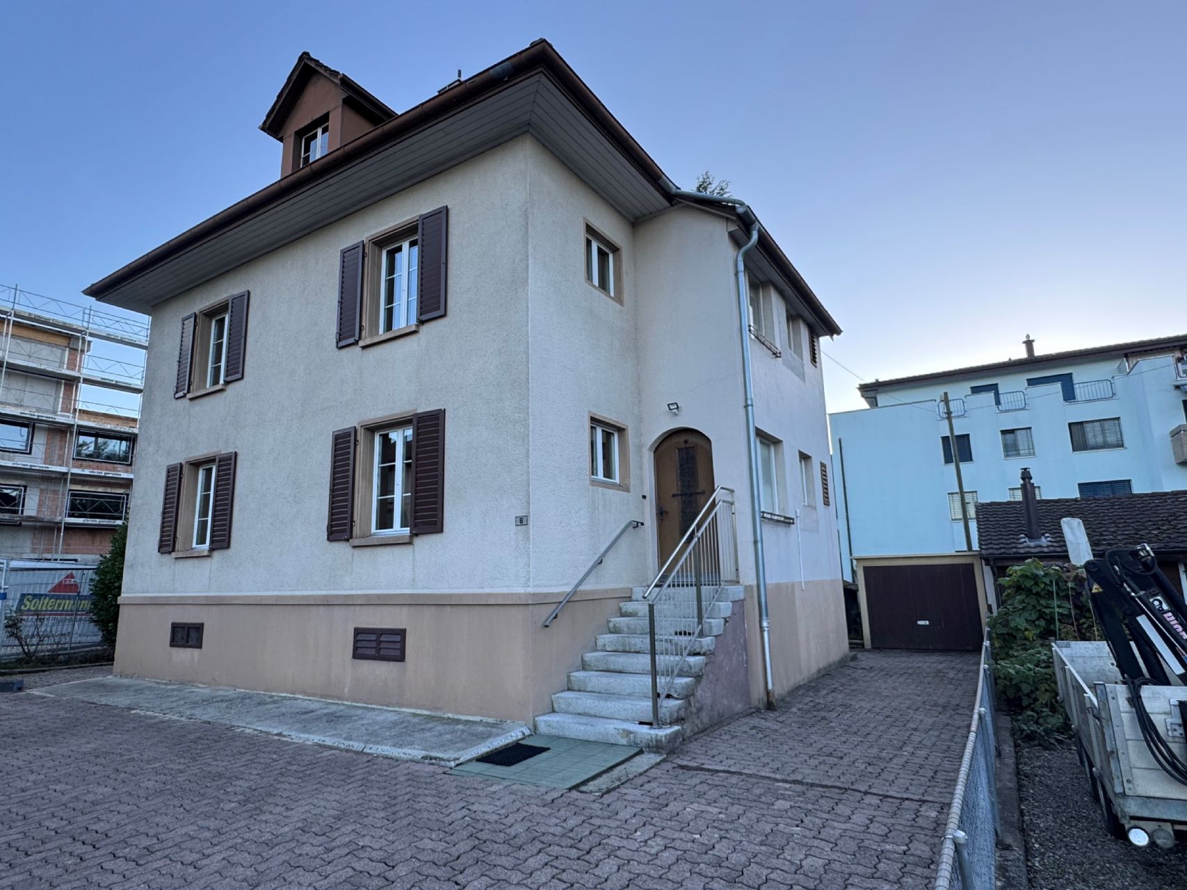 6-Zimmer-Einfamilienhaus in Reinach zu verkaufen