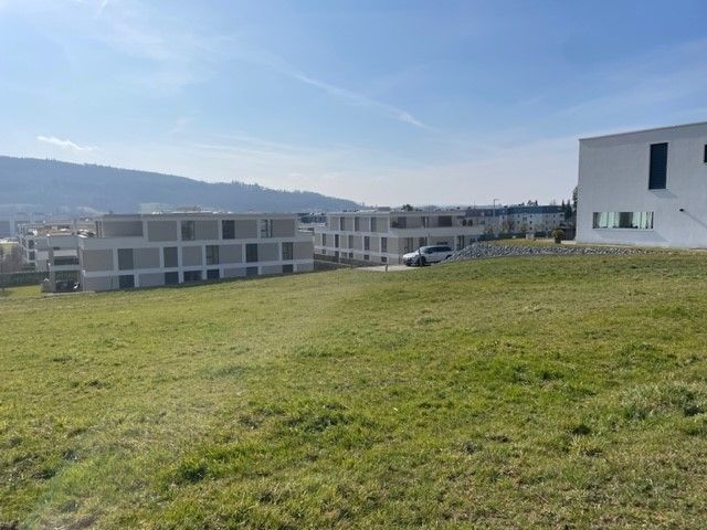 Bauland Zone W2 an erhöhter Lage
