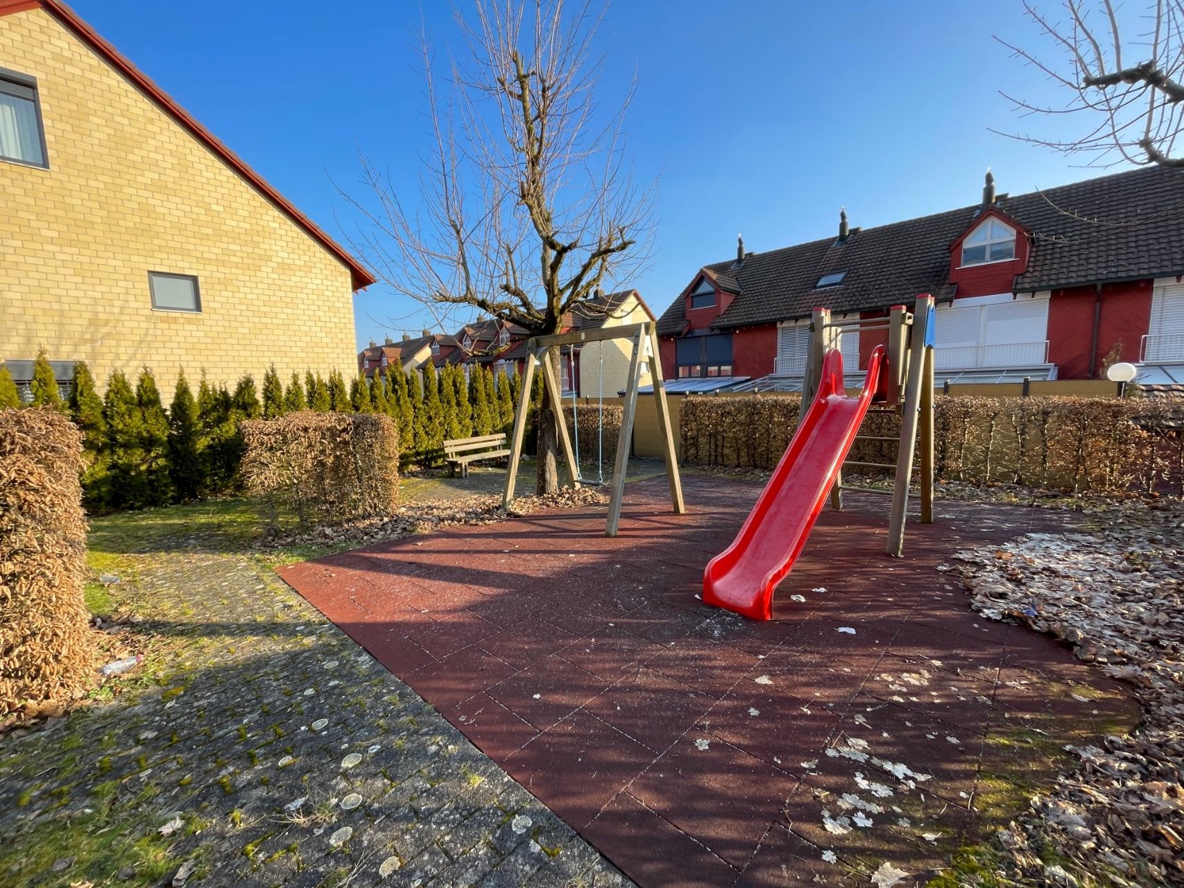 5.5-Zimmer-Eck-Reihenhaus