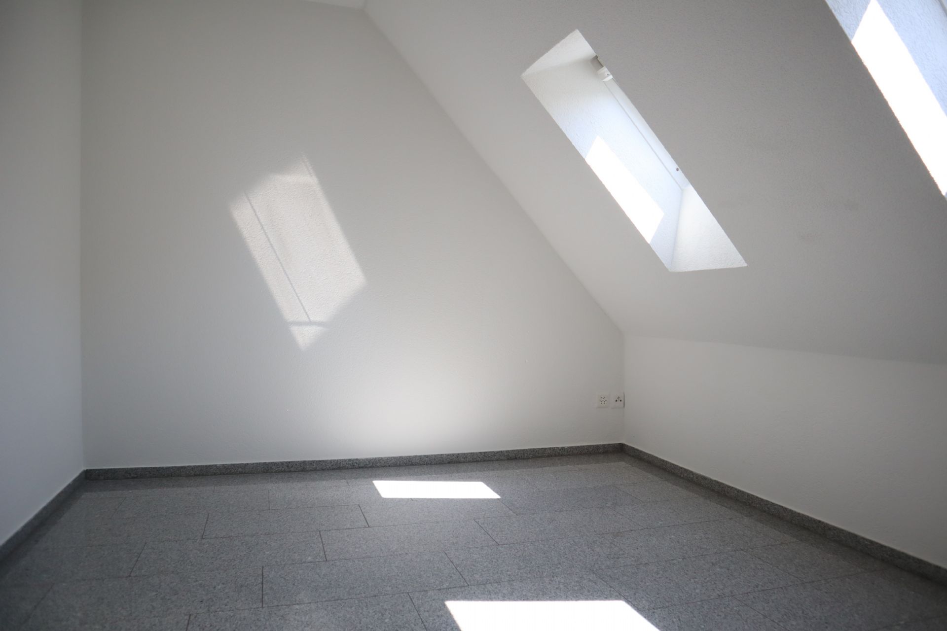 Preiswerte Familienwohnung an praktischer Lage!