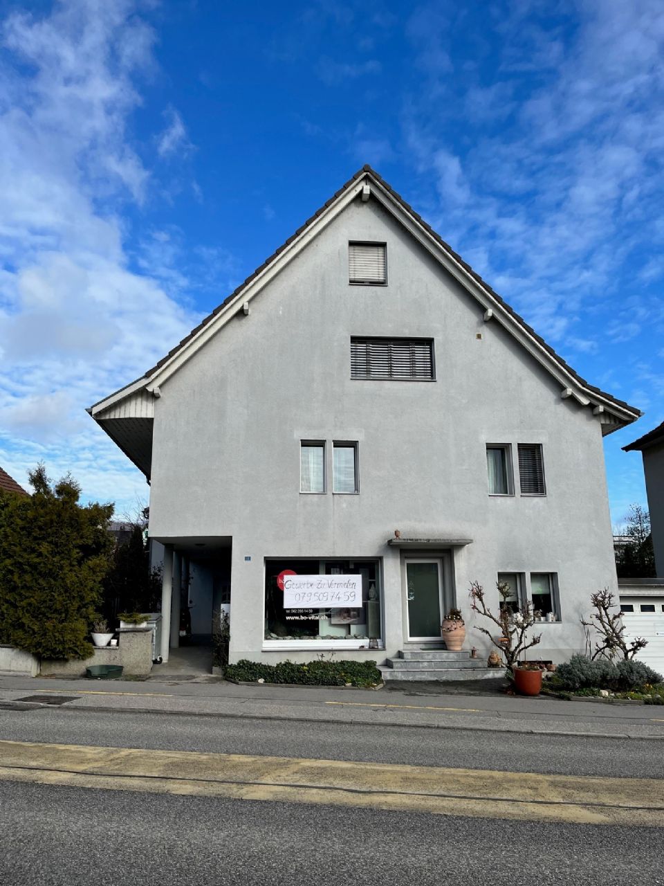 Preiswerte Familienwohnung an praktischer Lage!