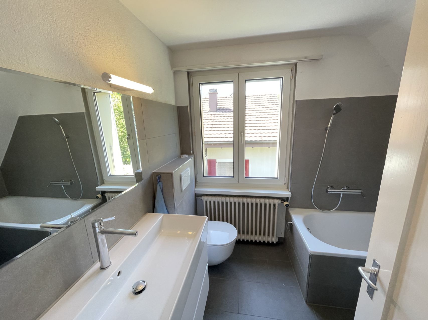 5.5-ZW-Einfamilienhaus mit Pool