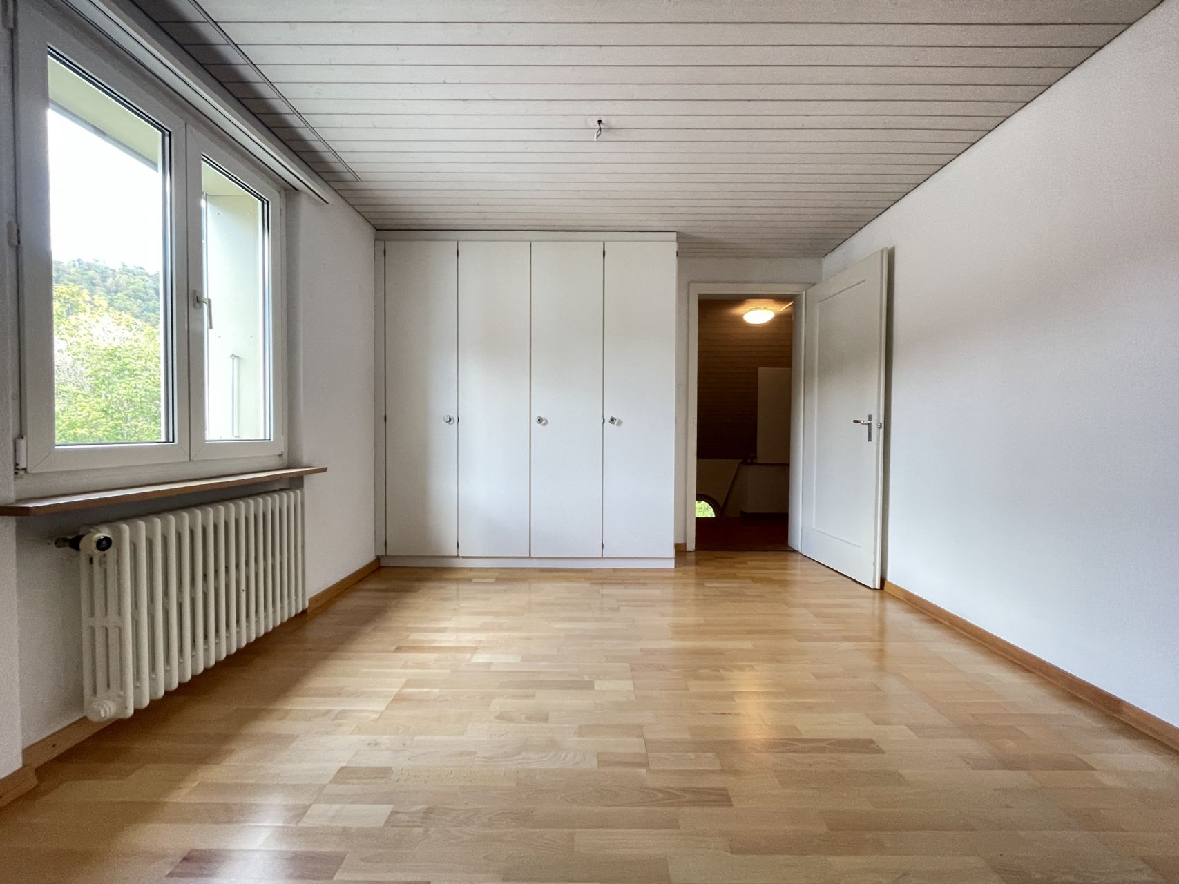 5.5-ZW-Einfamilienhaus mit Pool