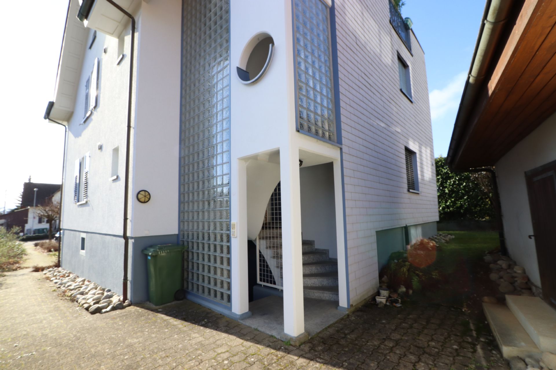 Mehrfamilienhaus mit 3 Wohneinheiten