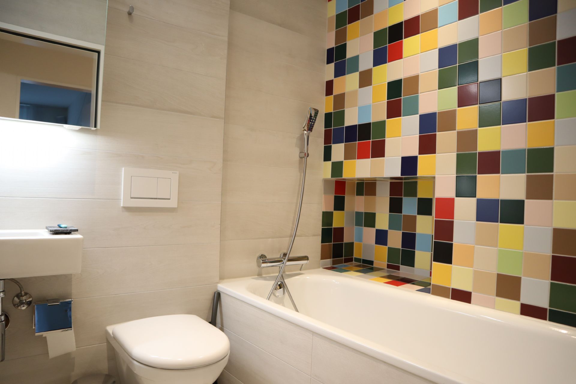 Moderne, wunderschön ausgebaute Parterre-Wohnung