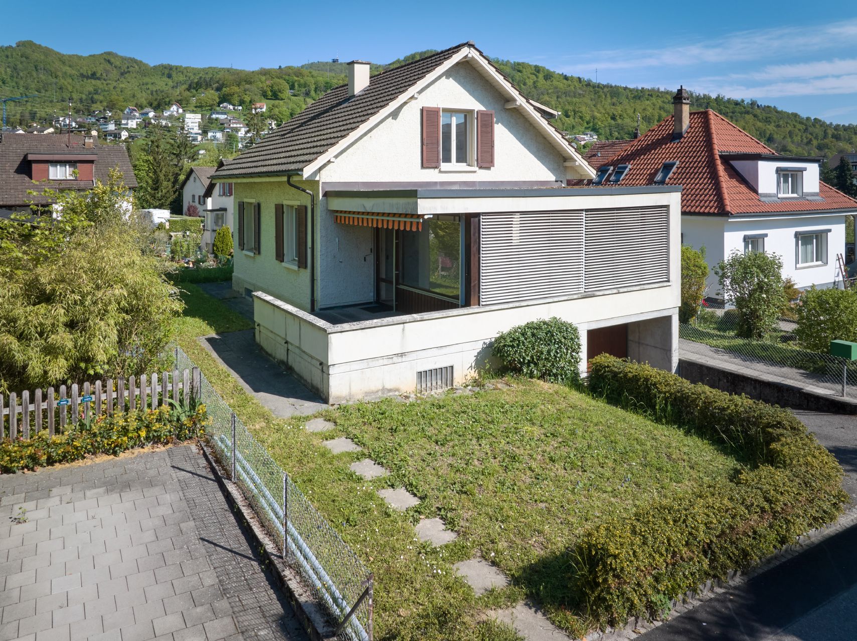 RESERVIERT - Freistehendes 5.5-Zimmer-Einfamilienhaus zu verkaufen