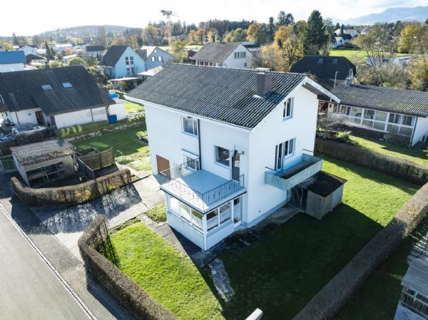 Freistehendes 7.5-Zimmer-Einfamilienhaus zu verkaufen