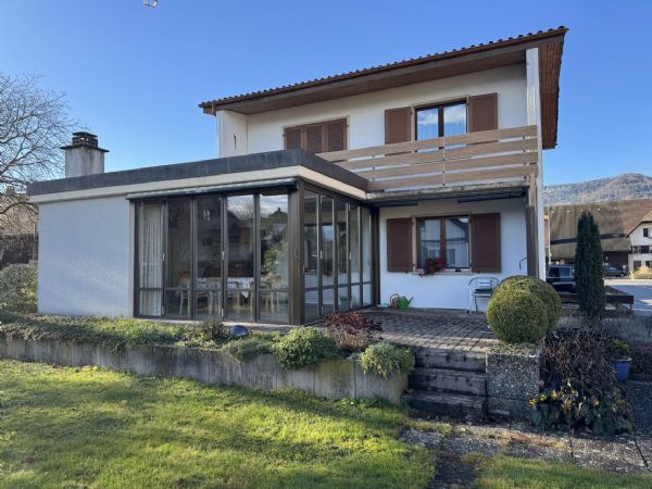 Gepflegtes Einfamilienhaus an bester Lage – ideal für Paare & kleine Familien
