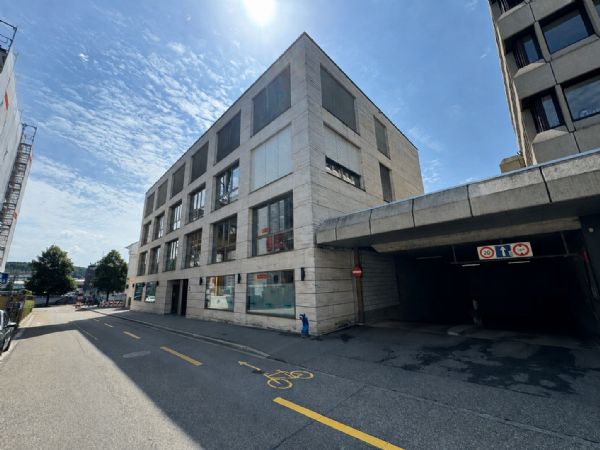 Bürofläche im 2. Obergeschoss Ost mit Gartenterrasse und Kühlanlage